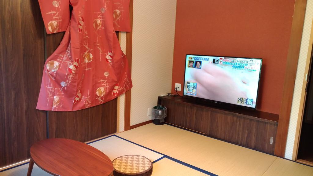 Kinkaku Hotel Kyoto Exterior photo